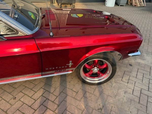 Mustang Convertible C-Code media 9